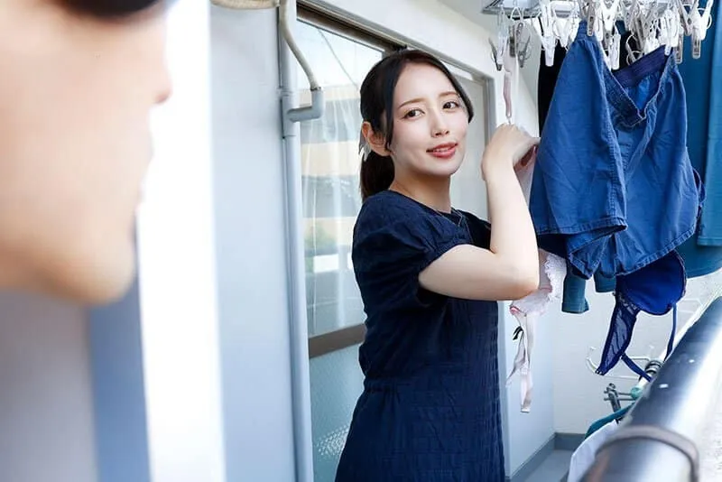 Mối tình ngắn ngủi với em gái hàng xóm đã có ông chồng cạnh bên