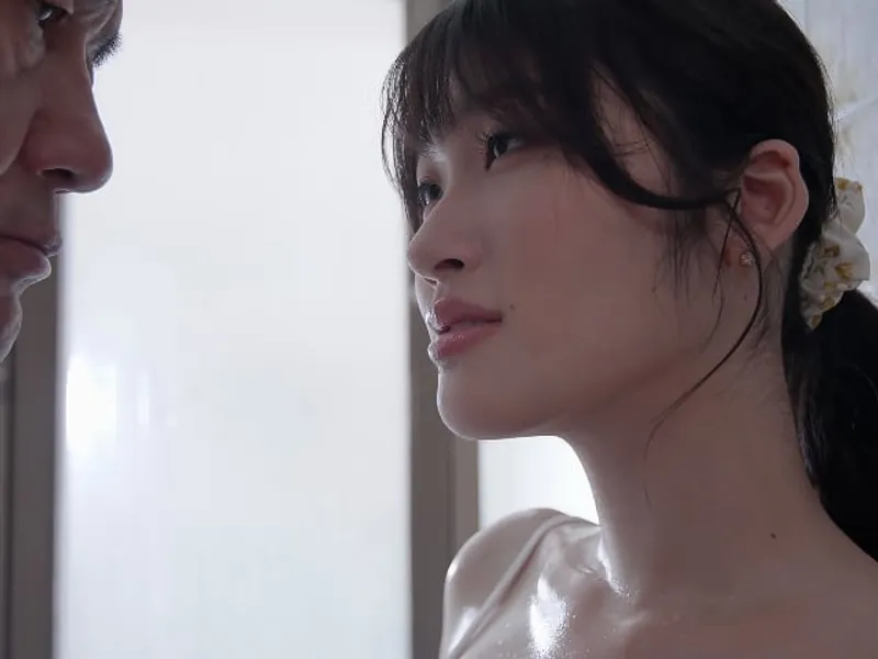 Anh xã bỏ bê, cô vợ được ông chú giúp thỏa mãn cơn dâm dục lồn